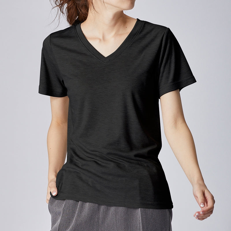 高機能 インナー Tシャツ【全5色】<br>Vネック Uネック 半袖 無地 ボーダー UVカット 接触冷感 機能素材 レディース 女性 20代 30代 40代 定番 無地カットソー 無地Tシャツ 半袖Tシャツ シンプル 黒 白 グレー ルームウェア 春夏 秋冬 SS AW